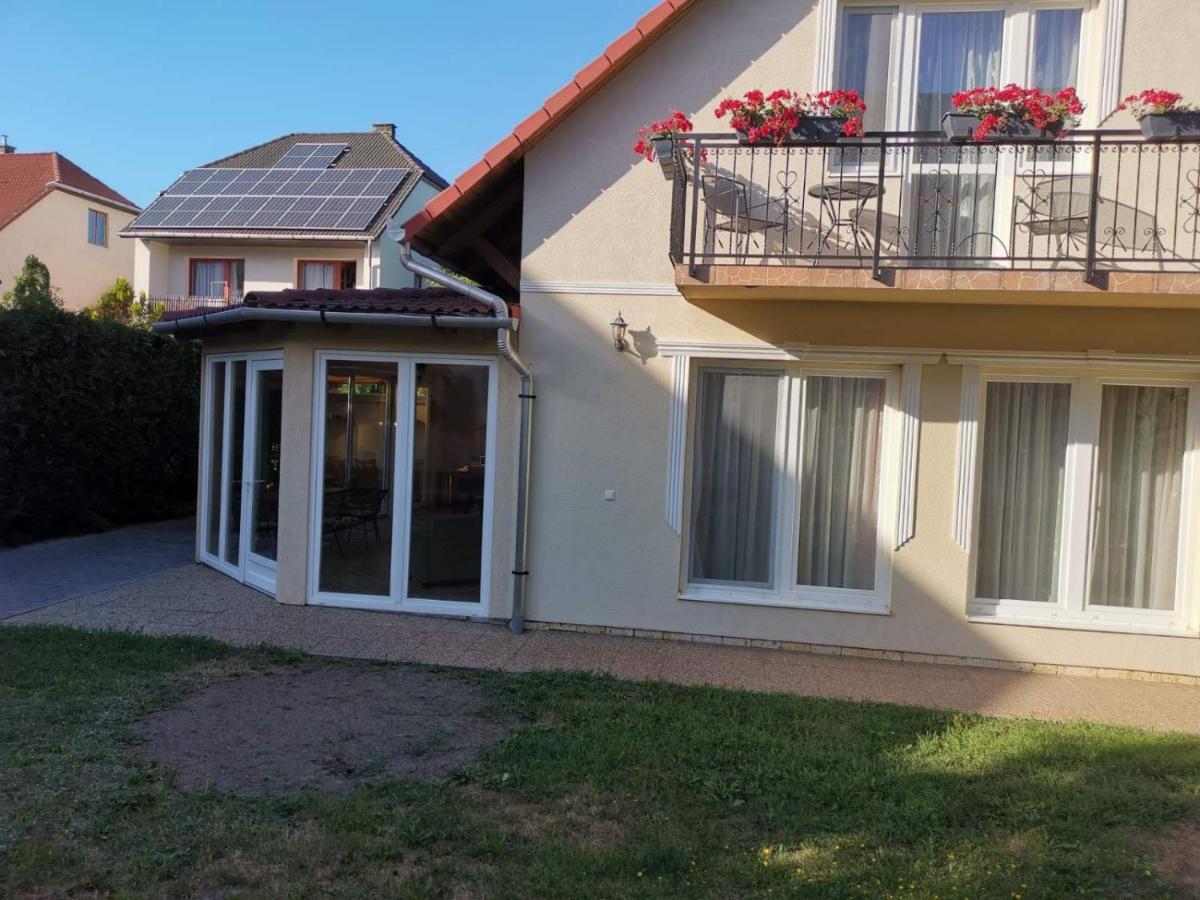 Hotel Harmónia Panzió Sárospatak Exterior foto